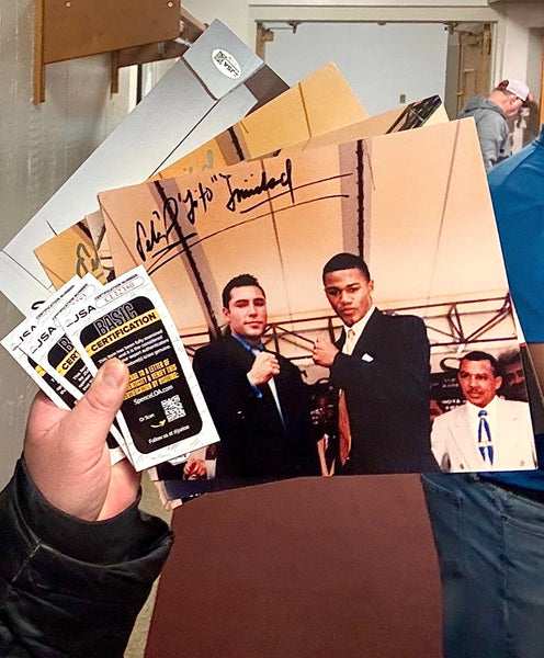 Icons of boxing website reviews.