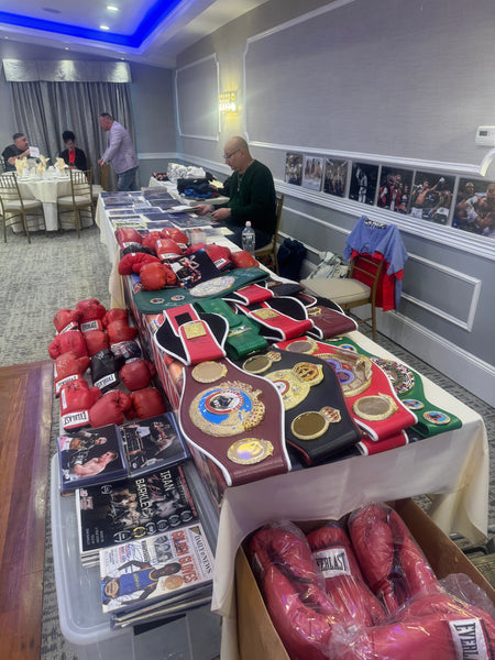 Great purchase arrived yesterday buying signed photos from icons of Boxing.