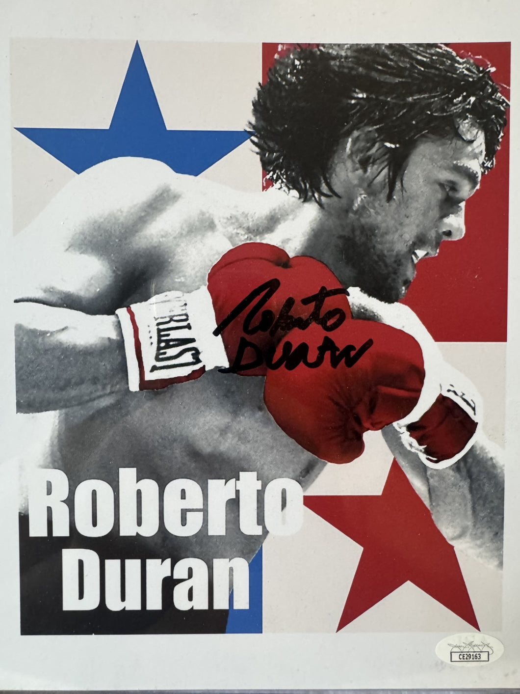 Roberto Duran signed autographed 8x10 Rare JSA boxing photo of the legend.