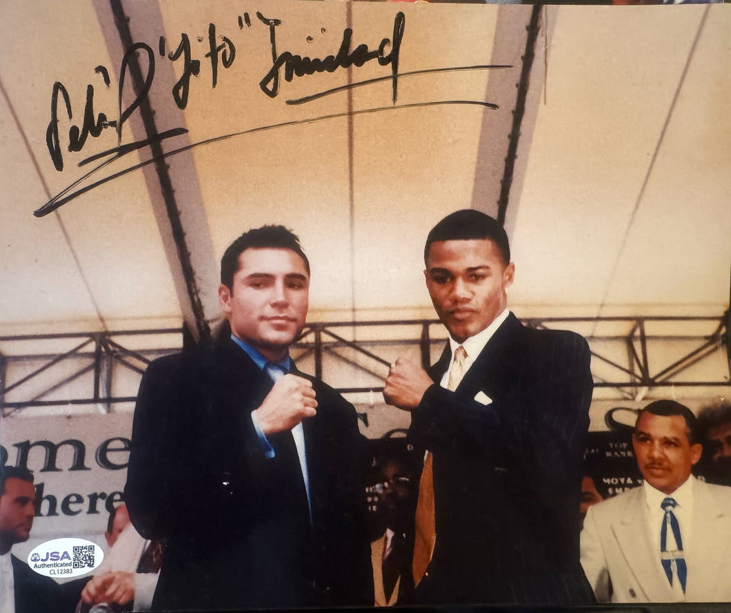 Felix Tito Trinidad signed autographed rare boxing photo of the great legendary fighter COA.