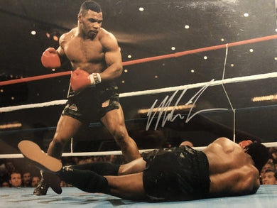 Mike Tyson Autographed signed 16x20 Action photo COA