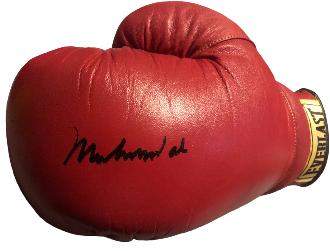 Muhammad Ali signed 16oz Rare vintage Everlast yellow label boxing glove Certified.