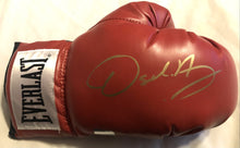 Oscar Del La Hoya Autographed signed in Gold Red Everlast Boxing Glove Certified.