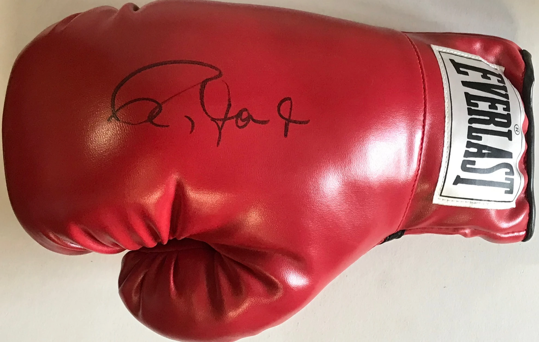 Roy Jones Jr. Everlast signed Autographed Red Boxing Glove Certified Photo proof.