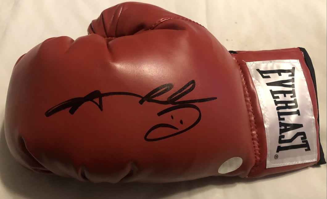 Sugar Ray Leonard Autographed signed everlast Red Boxing glove Bold Signature Cert
