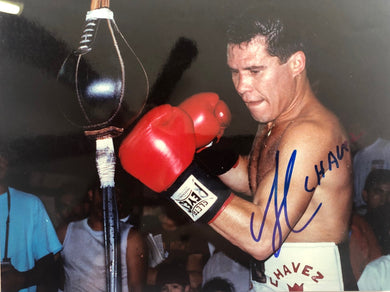 Julio Cesar Chavez Sr. Signed Autographed 8x10 Boxing Photo