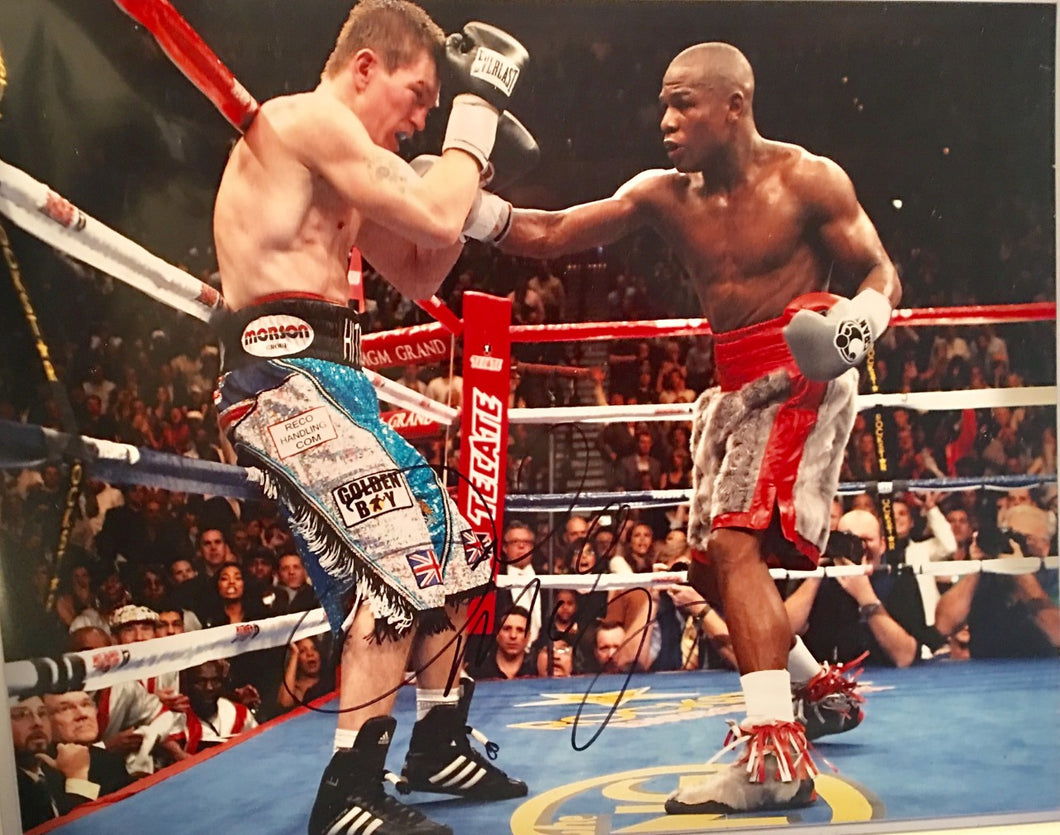 Autographed Photograph of Floyd Mayweather Jr. vs Ricky Hatton Hand-Signed by Floyd Jr.
